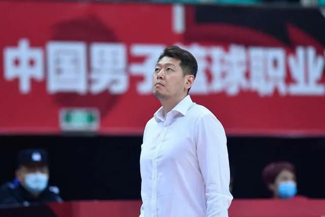 精品伊人