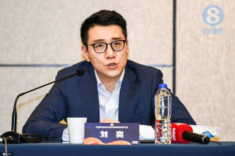 在线播放人成午夜免费视频